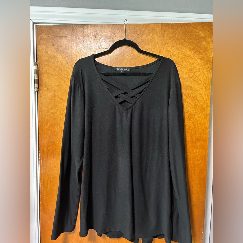 Black Long Sleeve size 3XL